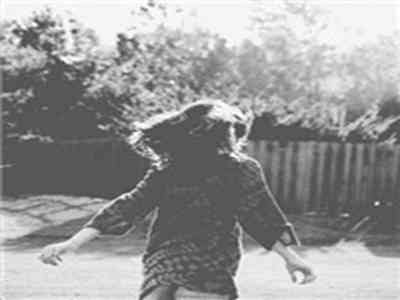 可以看美女不穿衣服的软件：展示性感美女画面软件，无需穿着遮挡