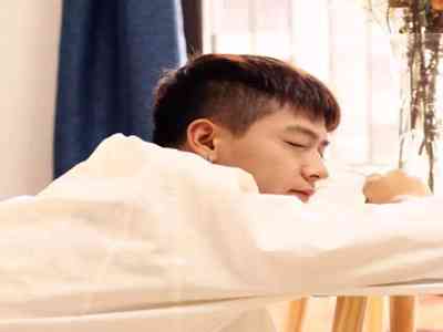 【网通社快报】丰田第二财季利润下滑27%，电动转型缓慢与关税冲击成主因