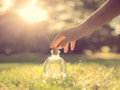 【网通社快报】丰田bZ5纯电轿车开放试驾，用户可到店体验