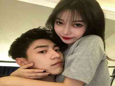 【网通社快报】小鹏推限量200台Mona M03镀金车模 售398元纪念交付破20万辆