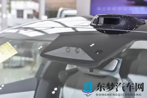 颠覆15万级市场？深蓝L06携磁流变悬架+激光雷达入场！-1