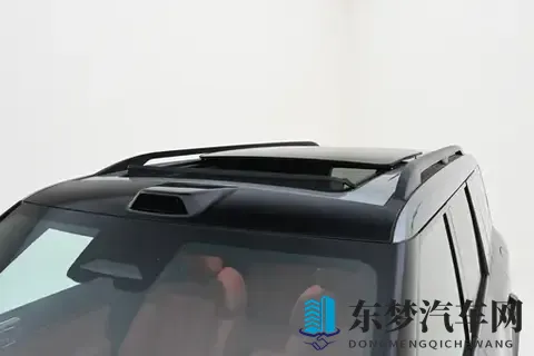 方程豹钛7体验报告:细节诚意满满,家用SUV新选择?-3