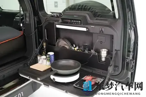 能洗澡的汽车来了，智己LS9开启预售-1