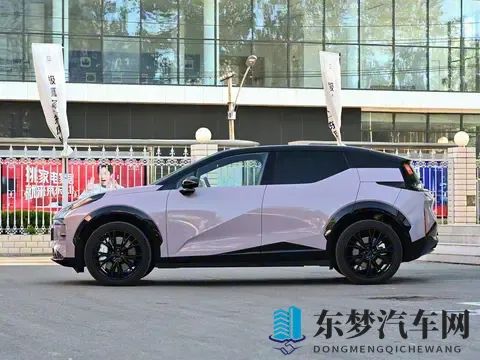 全新纯电SUV即将上市！外观炫酷动感，搭双电机四驱，续航超500Km-3