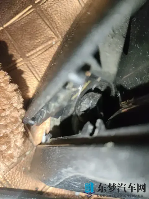 二手路虎发现:V6大排量,硬汉之选,20多万圆梦-2