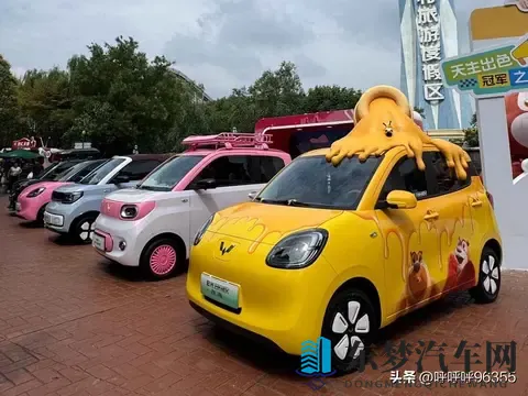 五菱宏光MINIEV卖疯了，为啥别人抄不走？它靠的不是车，是人情-3