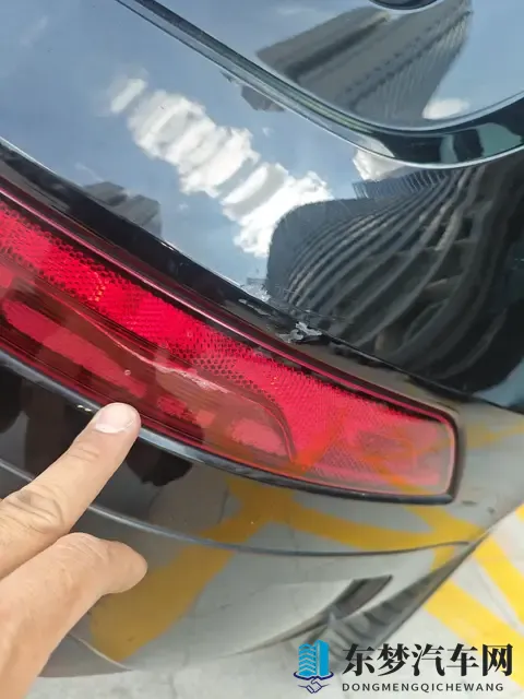 羞羞羞羞：新能源汽车发展难题揭秘，市场前景引关注-1