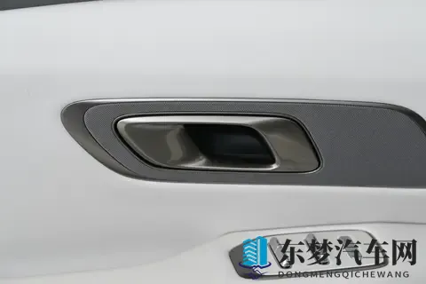 1399万起的深蓝L06,竟标配激光雷达和磁流变悬架?-1