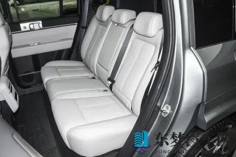 比亚迪又添新丁，配双电机四驱+1300公里续航，钛7买得钛对了-1