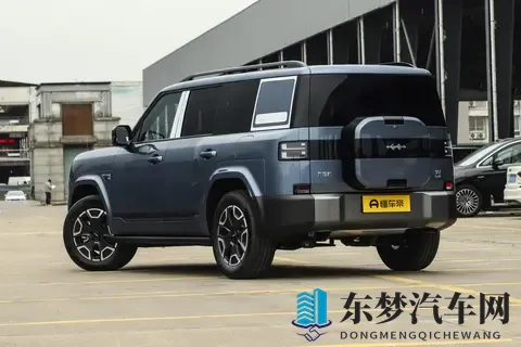 20万级家用SUV怎么选？方盒子造型+大空间+低油耗，方程豹钛7-2