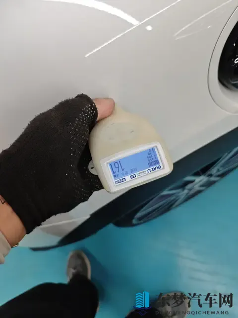 23年MINI COOPER S,准新车22万,精致女孩代步新选择?-3