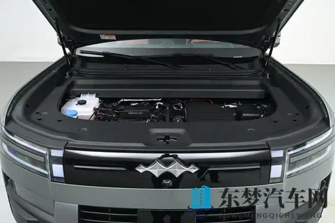 家用SUV选得真不容易！还好买了方程豹钛7，科技大空间SUV-1