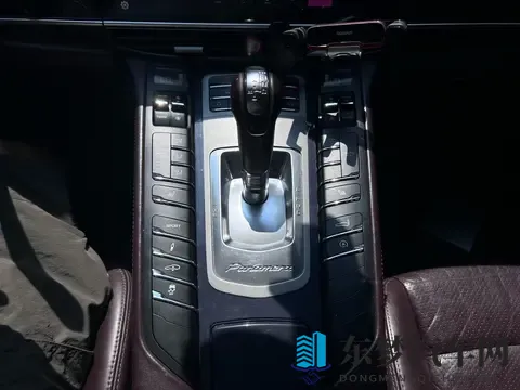 十年老友！8万公里保时捷Panamera，138万带走！-2