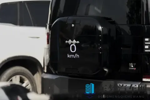 比亚迪又上新了，这车空间大续航强，还带智能座舱，香不香？-2