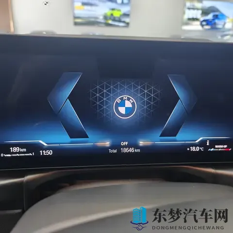 王牌竞速女性胸罩里面的东西：赛道佳人，贴身装备揭秘-1