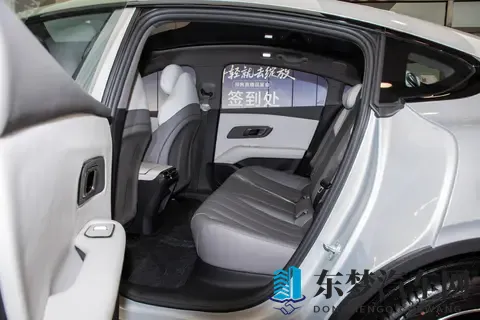 深蓝 L06 :1399 万起的家用好车,配置、续航、驾控等达标-2