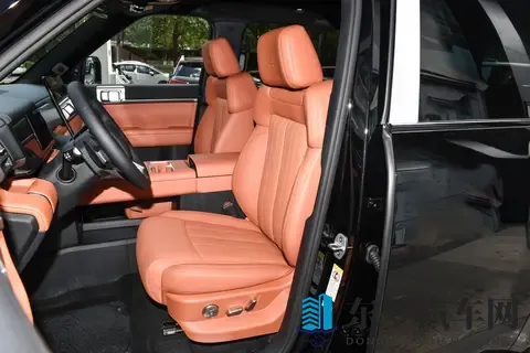 方程豹钛7：全能型科技SUV的均衡实力展现-1