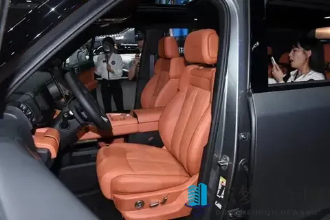 2198万，兼顾全家出游与驾驶乐趣，这台方盒子SUV可以考虑