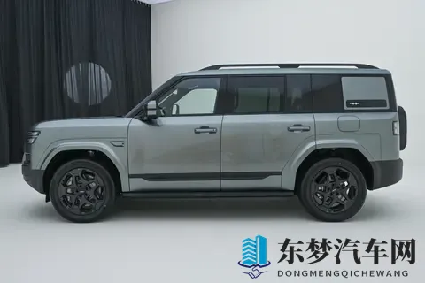 比亚迪又出爆款？方盒子造型+7座布局，续航超1300km，钛对了？-1