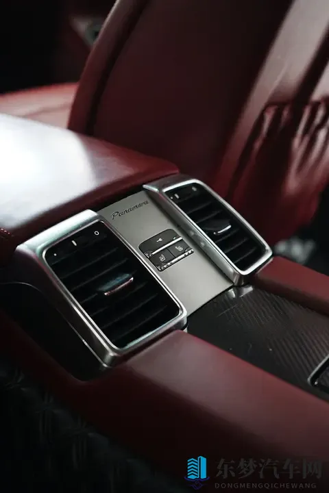 二手保时捷Panamera:16万多,圆你一个跑车梦!-2