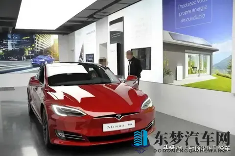 车门被锁，人困火中，系统成枷锁