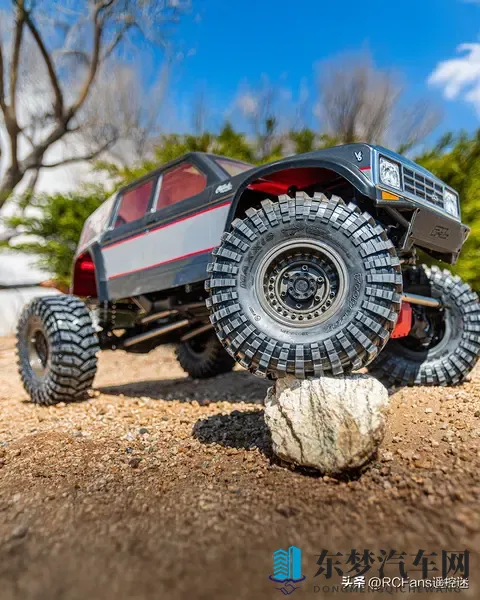 13万级家轿长安启源A06对比小鹏MONA M03选谁？-1