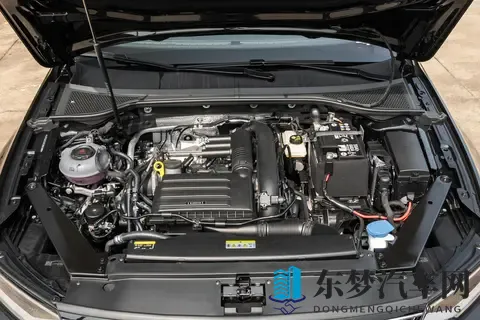 大众不得不放下尊严!迈腾直降62万元,一个月卖17613台-3