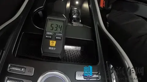 打扑克又疼又叫的软件下载：扑克游戏音效刺激版，免费下载体验狂热时刻-2