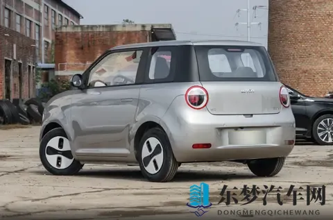 结城结弦十大高端局：汽车巅峰对决：揭秘十大顶级车型争霸-2