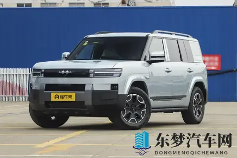 方程豹钛7：周末出游的“行李杀手”与城市里的“移动客厅”-2