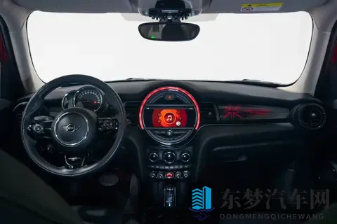 几个W圆梦MINI！2019款COOPER，精致小资女首选？-1