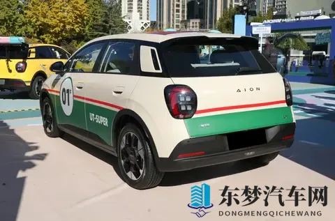 99色视频：汽车色彩,流动的艺术品-2