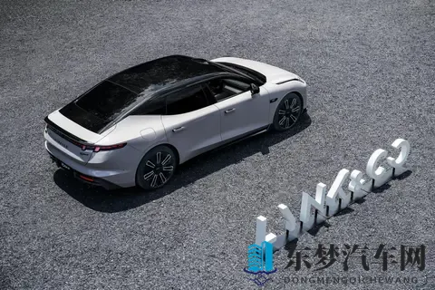 领克10 EM-P的入门版配置，怎么看都像顶配-1