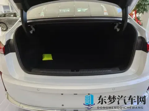 静态体验荣威M7 DMH：15万级“行政座驾”的舒适暴击