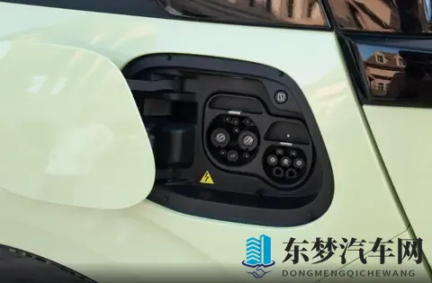 黄app下载：黄色应用软件下载平台推荐-2