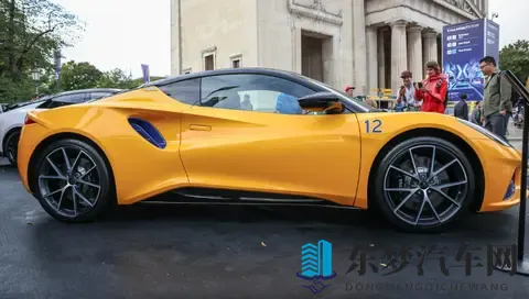 比亚迪最新敞篷跑车谍照首次曝光，网友：像路特斯Emira-3