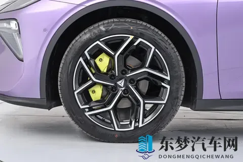 深蓝L06:以全能实力重塑纯电驾控新体验-3