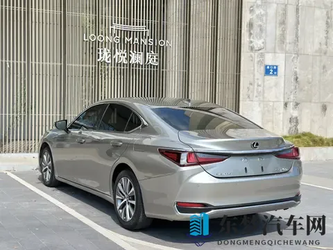20款雷克萨斯ES,一手车况,18万不到,宜商宜家好选择?-1