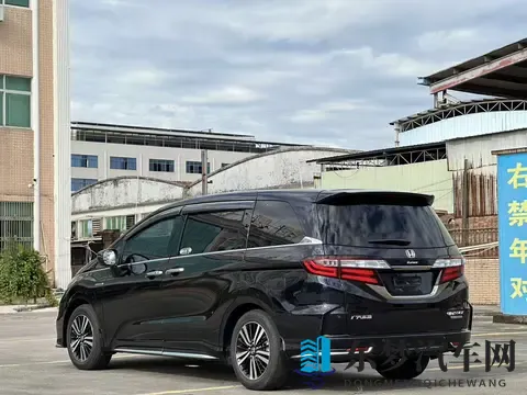 天天添：新能源汽车新风口，绿色出行引领潮流-2