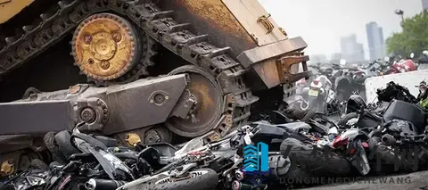 摩托车13年报废，2025年能取消吗？多地试点松动，变革信号已明确-1