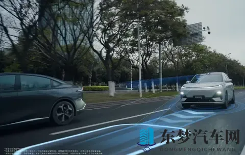 新能源大型六座SUV选购指南：深蓝S09与问界M8全面对比-2