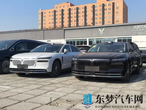 岚图追光L实拍，这气场加上华为智驾，要卖爆的节奏啊-2