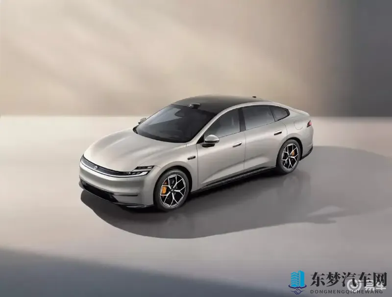 长安启源豪华出击主流市场，与林肯同源制造-1