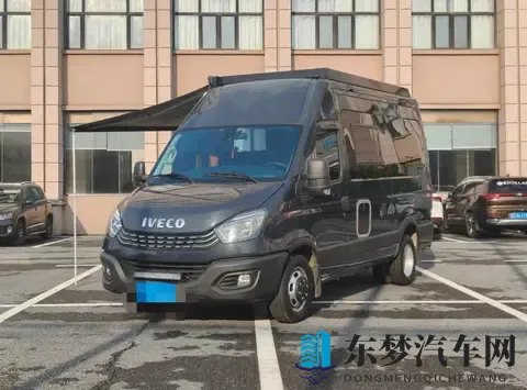 不是豪华，是自在——一辆露营车里的生活哲学-3