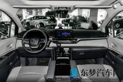 入门就是最优选，丰田赛那选购推荐，一公里4毛钱-3