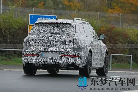 奥迪Q9霍希版谍照曝光，配40T V8引擎，明年亮相，剑指迈巴赫GLS-1