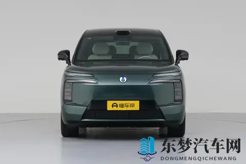 腾势N8L DM大六座安全豪华SUV：空间 性能 安全 舒适家用表现对比解读