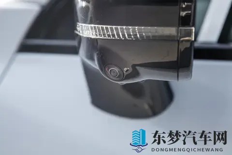 20万内6座车怎么选？零跑C16 580尊享版空间配置成本体验对比解读-1