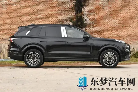家里要添台中大型 SUV，看了2026款领克09四驱探索版，越看越喜欢-1