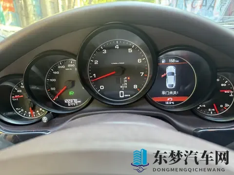 118万圆梦保时捷！13款Panamera，优雅依旧，气场不减当年-1